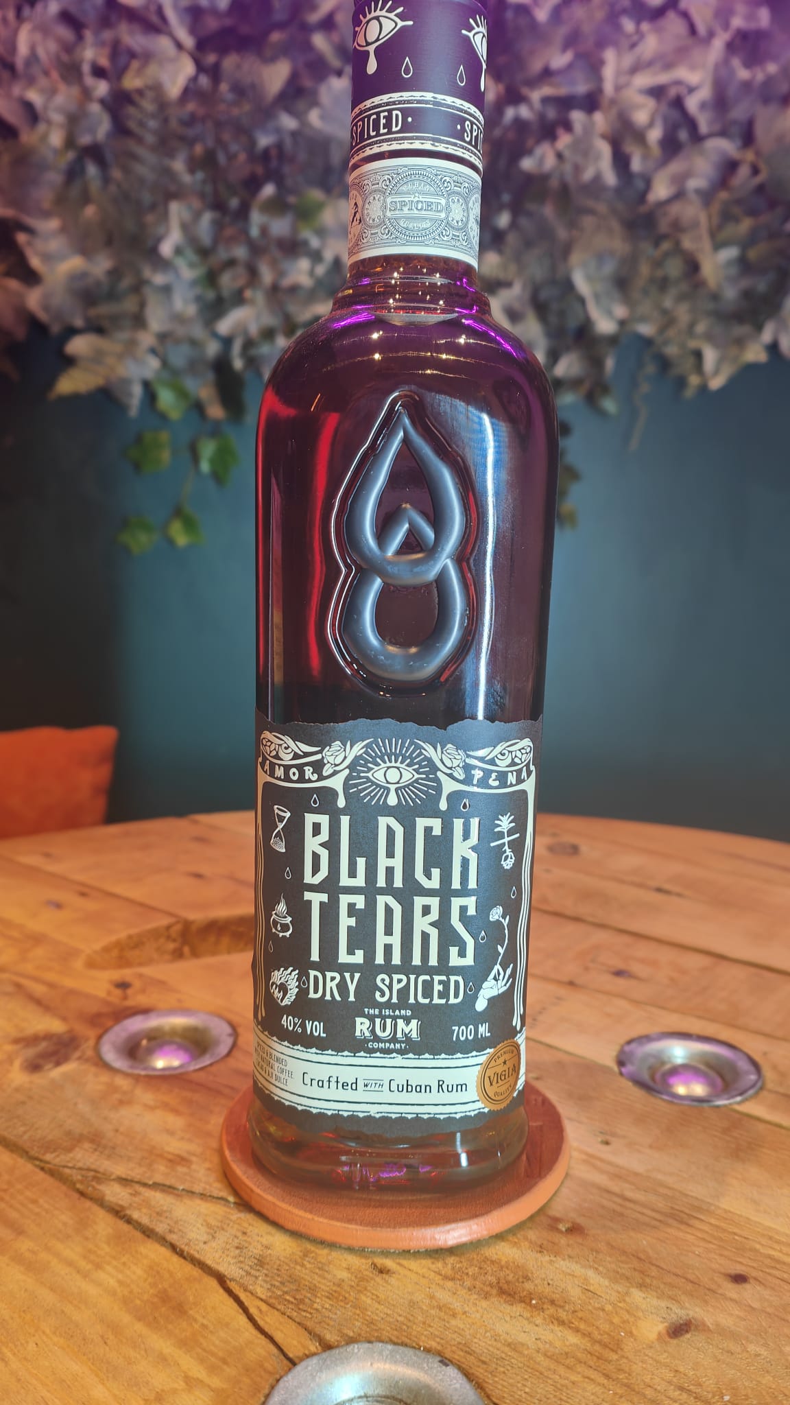 Black Tears Dry Spiced Cuba Rum 40%